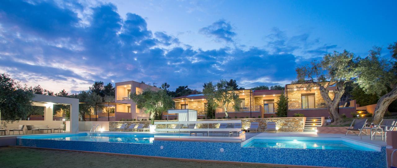Aventura Village Potos Luaran gambar