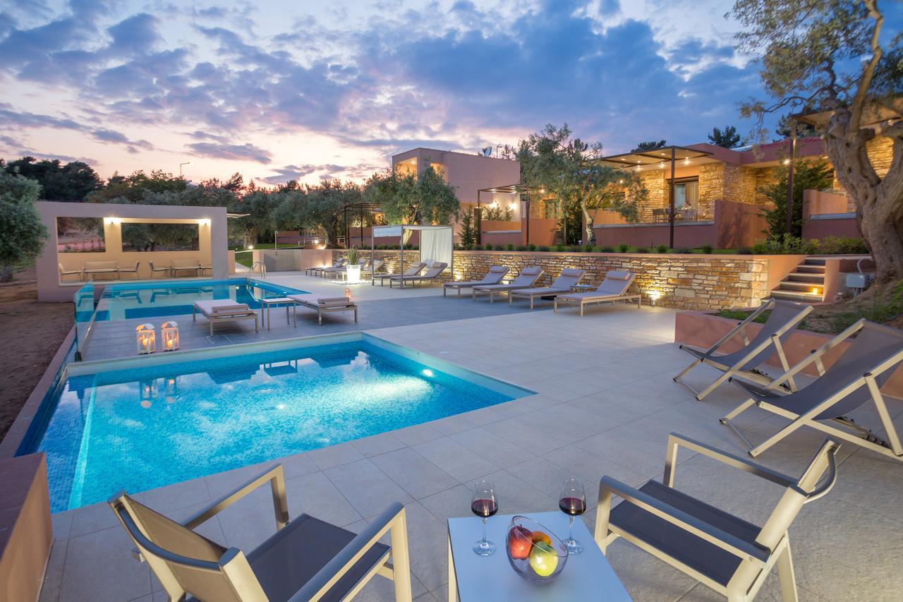 Aventura Village Potos Luaran gambar